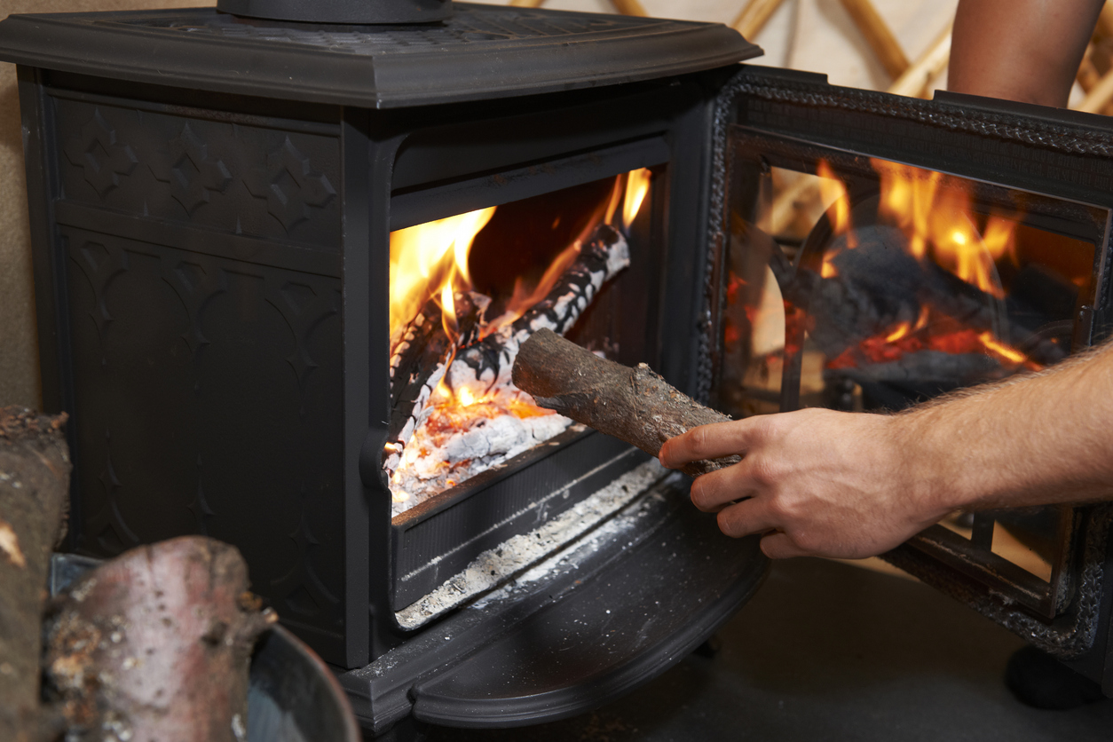 Wood burning stove